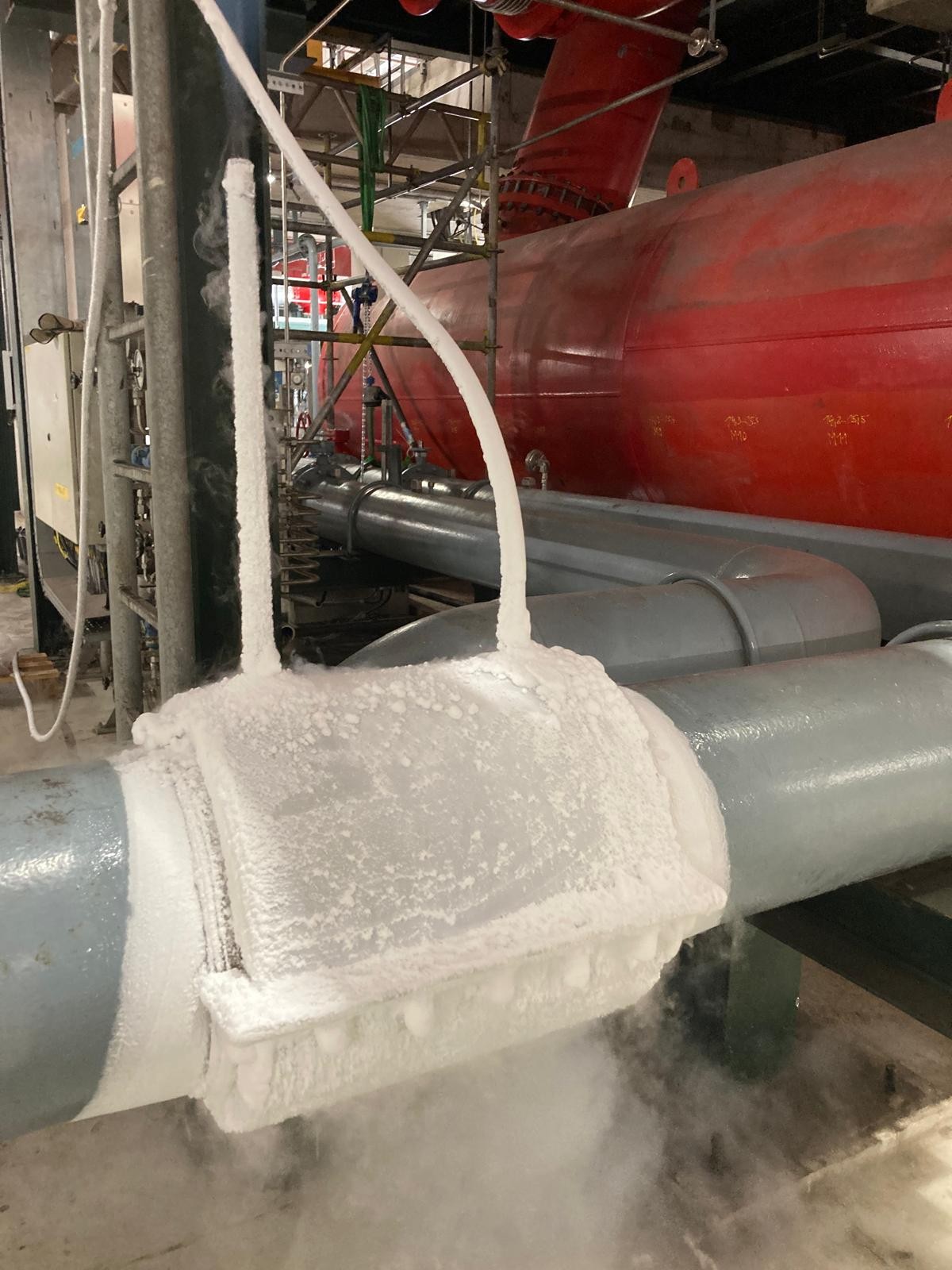 Eisblume für den Kunden: Absperrklappenwechsel an DN300 ohne Stillstand — Bild 2