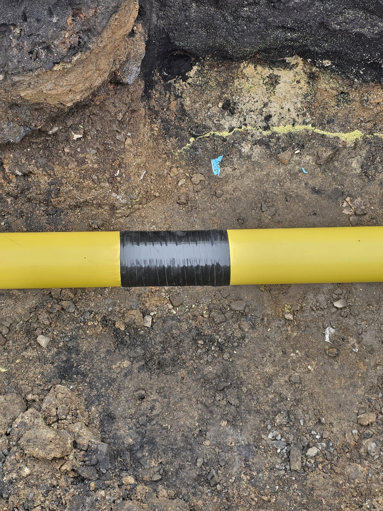 Field Joint Coating of Welds on a Buried Gas Pipeline — Bild 4